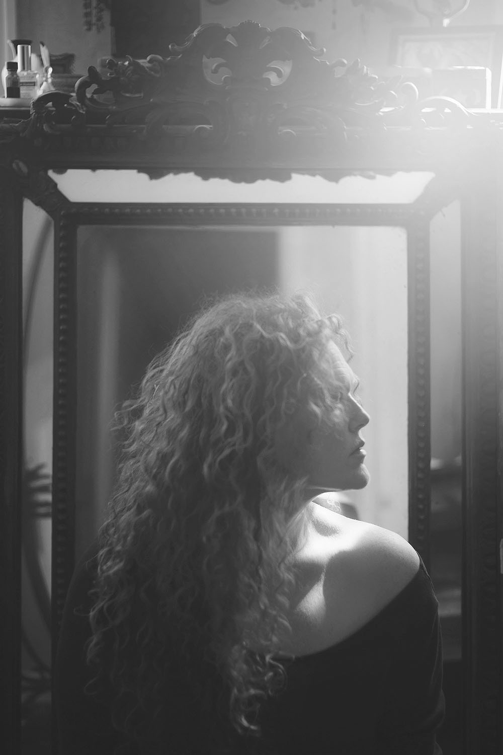 Self Portrait Lilith Wes